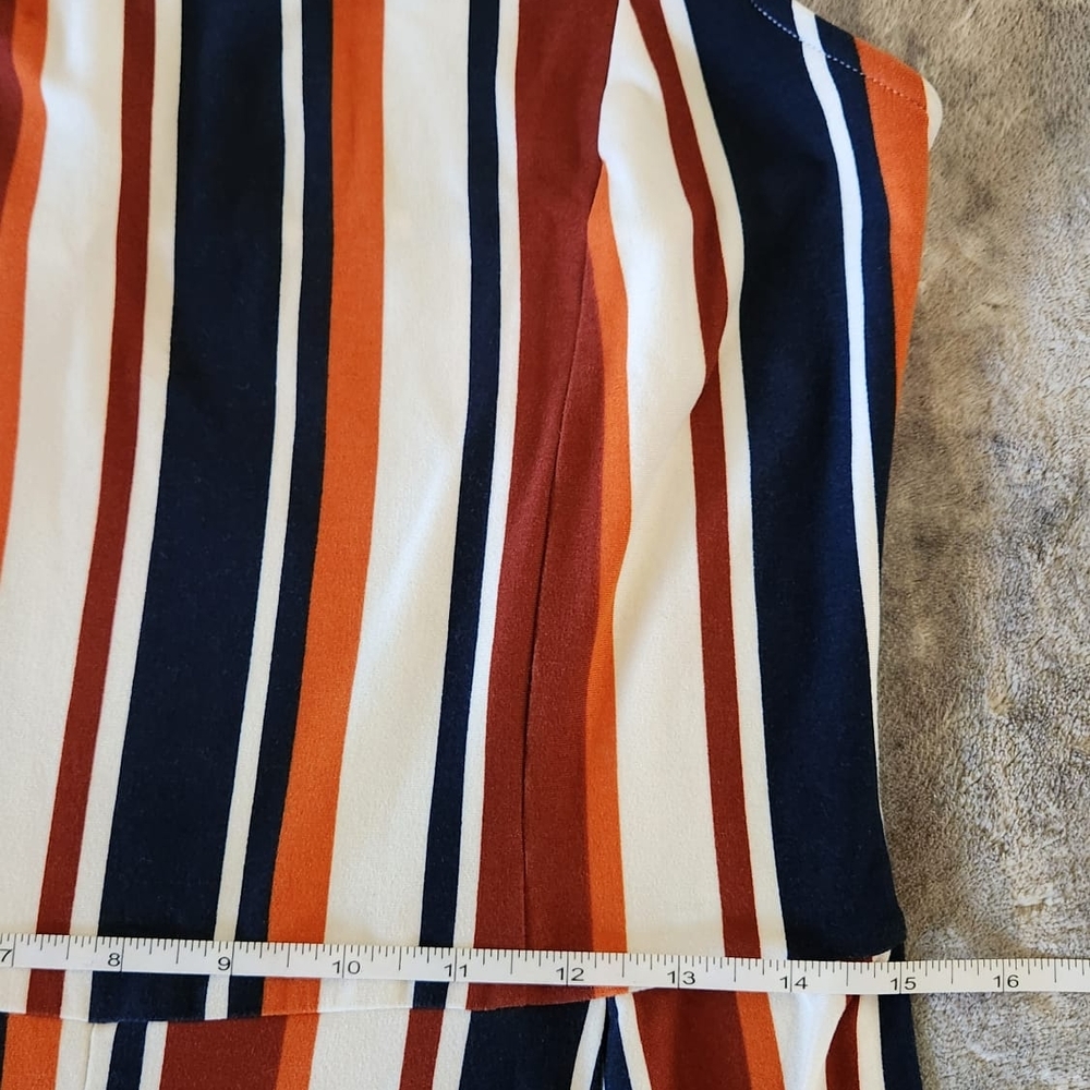 Jumpsuit Size M - Picture 3 of 3